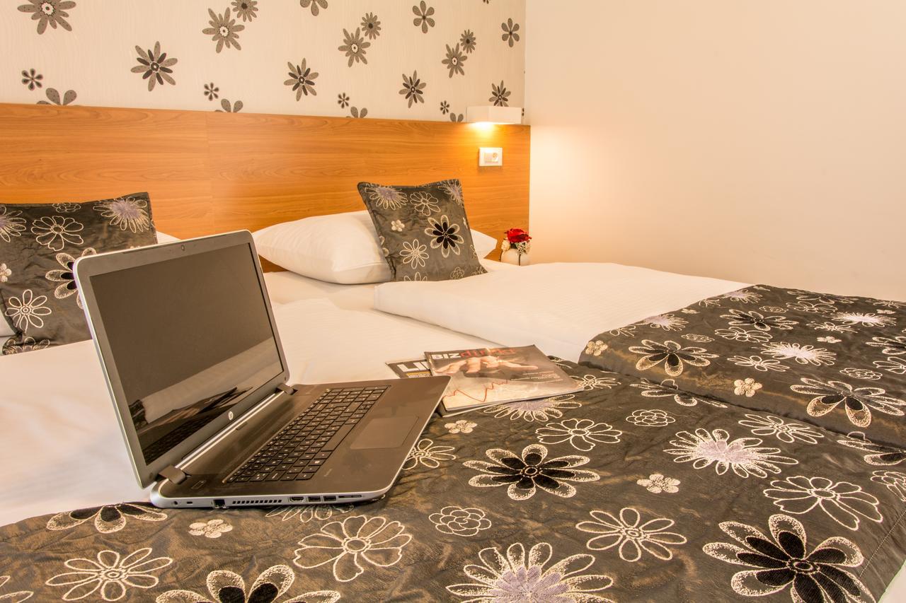 Hotel Delminivm Zagreb Buitenkant foto